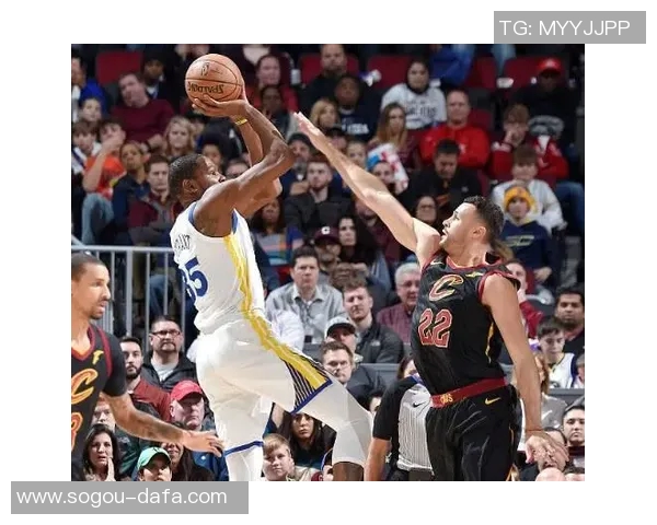 库里透露故意走向球员通道测试塞克斯顿的耐力和反应能力